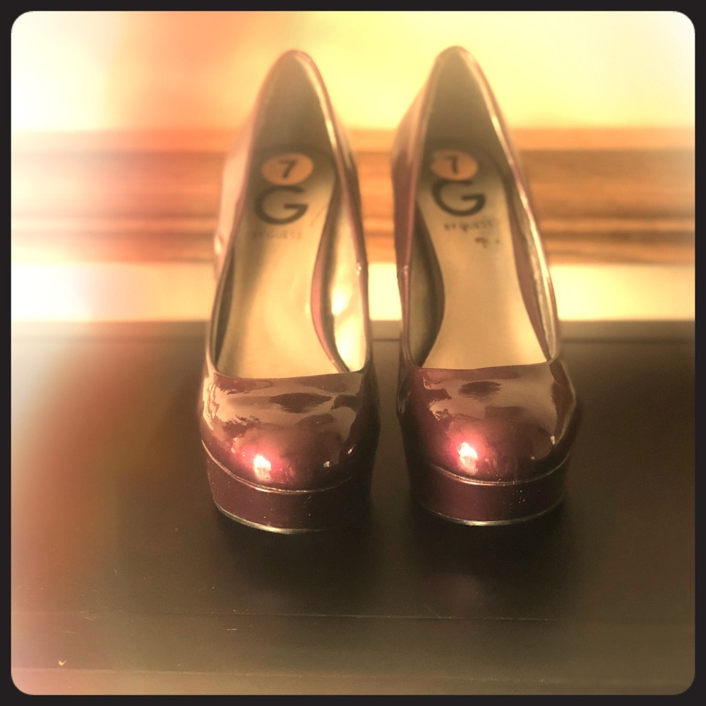 Size 7 GUESS purple stiletto platform heels
